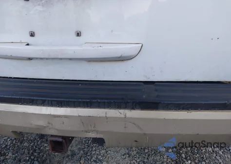 2010 Ford Expedition Eddie Bauer z USA, uszkodzony, nr VIN 1FMJU1H5XAEA00781